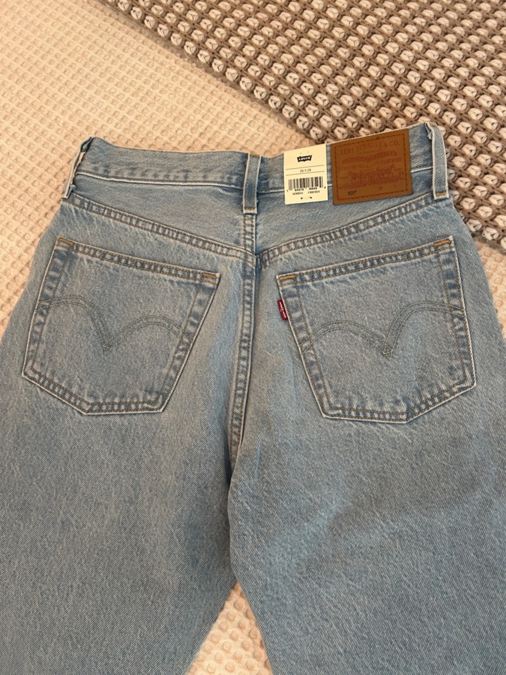 New Levi’s 501 jeans - Picture 6 of 8